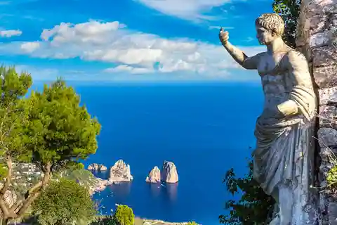 Från Neapel: Guidad dagsutflykt till ön Capri