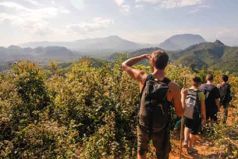 Luang Prabang: Mountain Trek & Local Villages Overnight Tour