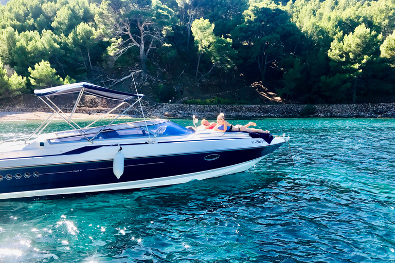 Andratx: passeio de barco pela costa sul de Maiorca com mergulho com snorkelPasseio de barco costeiro de 8 horas no sul de Maiorca com mergulho com snorkel