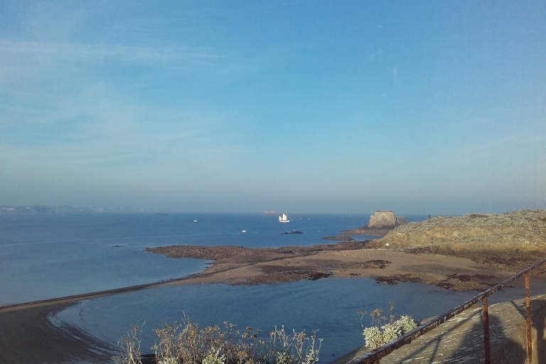 Saint-Malo: Dinan, Fort la Latte, & Cap Fréhel Private Tour