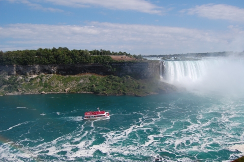 Toronto: jednodniowa wycieczka do Niagara Falls w małej grupieWycieczka w małej grupie z atrakcją