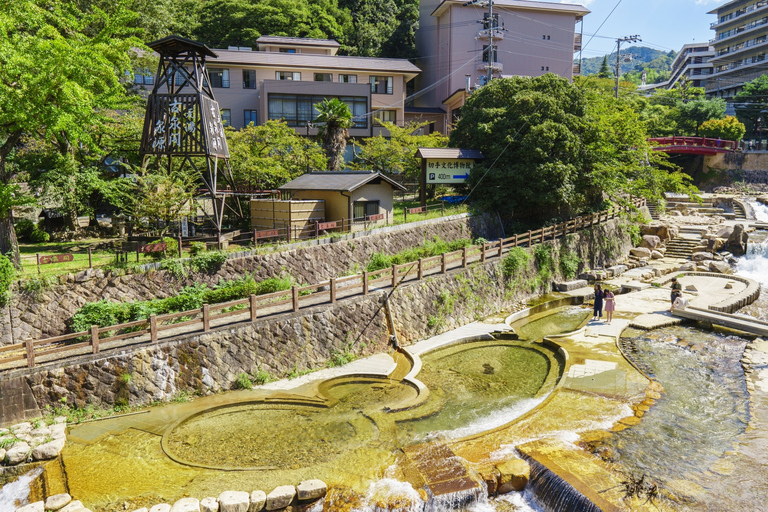 Osaka: Castillo de Himeji, Arima Onsen y Monte Rokko Tour en autobús de 1 día