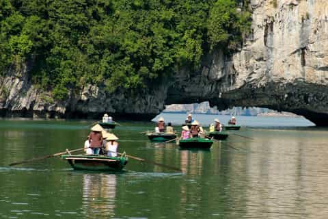 From Hanoi: Ha Long Bay 2-Day 1-Night Cruise with Meals