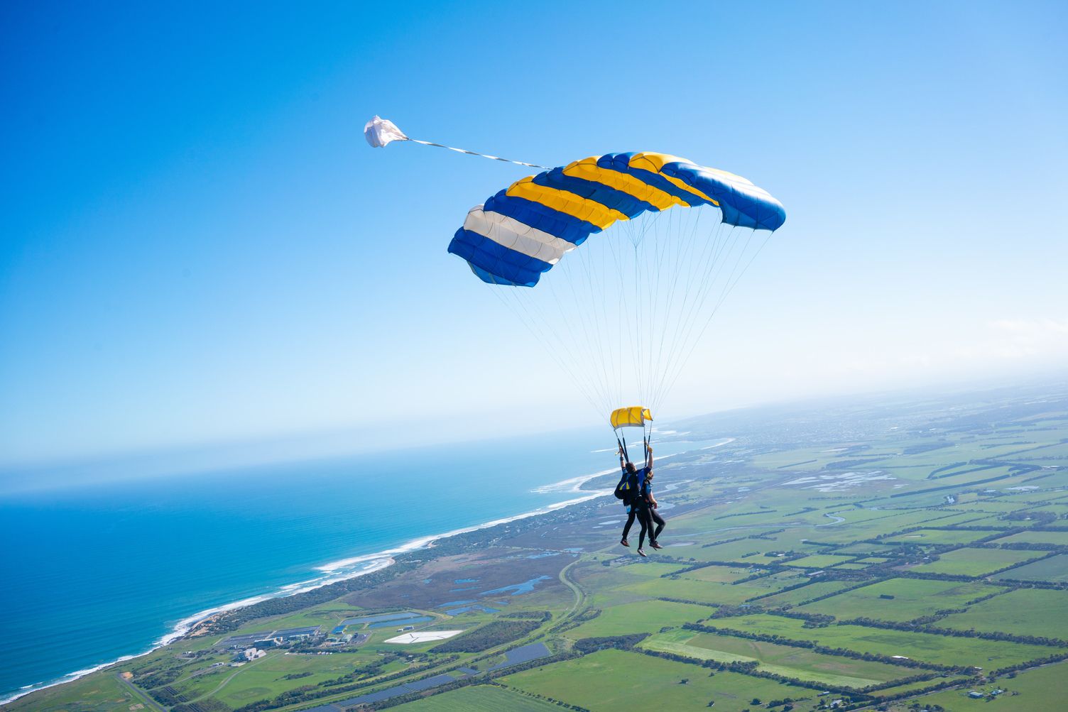Melbourne: Tandem-Fallschirmsprung über der Great Ocean Road + Transfer