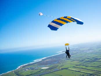 From Melbourne: Tandem Skydive over Great Ocean Road