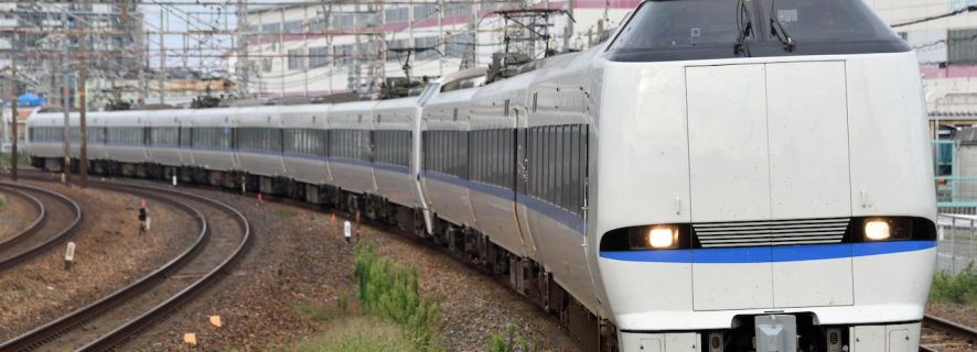 From Kanazawa : One-Way Thunderbird Train Ticket to Osaka