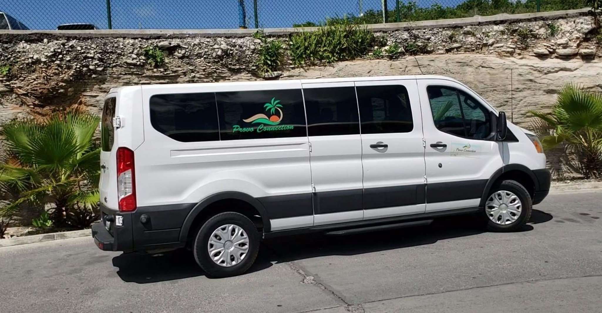 Providenciales Airport Shared Round Trip Shuttle - Housity