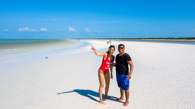 Visit From Riviera Maya Holbox Full-Day Tour with Lunch in Riviera Maya