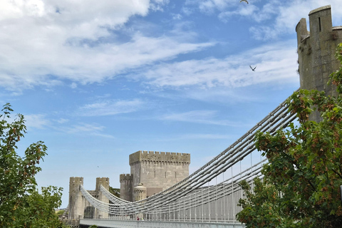 Conwy: Private Castle and Town Tours Conwy: Private Castle Tour
