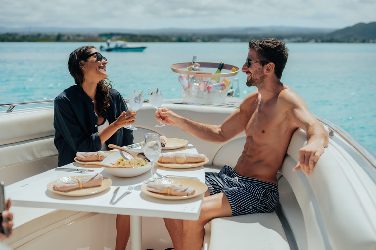 Mauricio: Excursión en lancha rápida por 5 islas con almuerzo