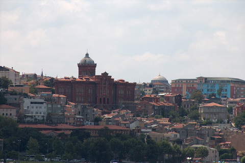 Istanbul: 3-stündiger Spaziergang durch das Viertel FenerIstanbul: Stadtrundgang durchs griechisch-orthodoxe Fener