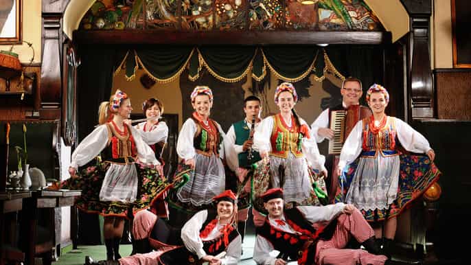 krakow folk show 3course dinner at jama michalika café