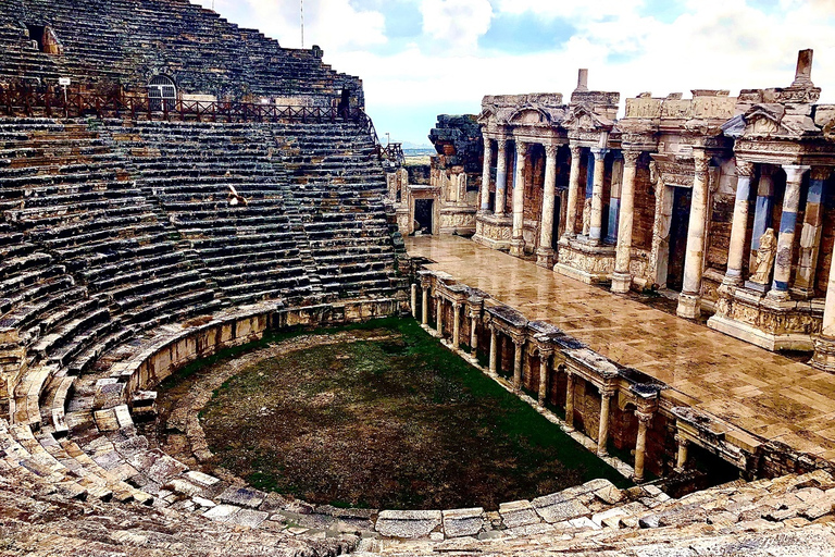 From Istanbul: 2-Day Ephesus &amp; Pamukkale Tour by Bus