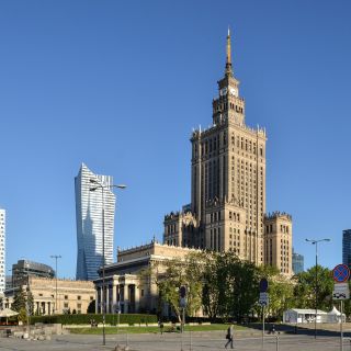 Gdansk: Private Guided Tour to Warsaw with Transportation