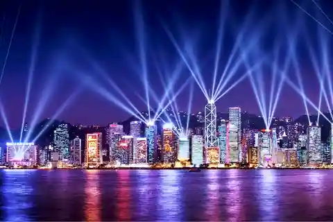 Hong Kong: Crociera Star Ferry Victoria Harbour e spettacolo di luci