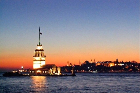 Istanbul: 4-godzinny Bosphorus Kolacja i CruiseKolacja i Rejs po Bosforze