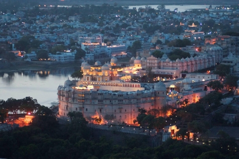 From Delhi: 6-Day Golden Triangle and Udaipur Private Tour Private Tour with All Flights, 4* Hotels