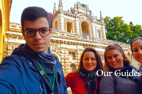 Seville: Royal Alcazar, Cathedral, and Giralda Guided Tour