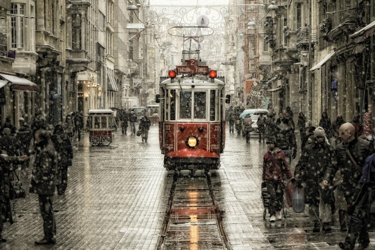 Istanbul: Beyoğlu Rejonowy Half-Day Walking TourUlica Istiklal - Spacer w Beyoglu