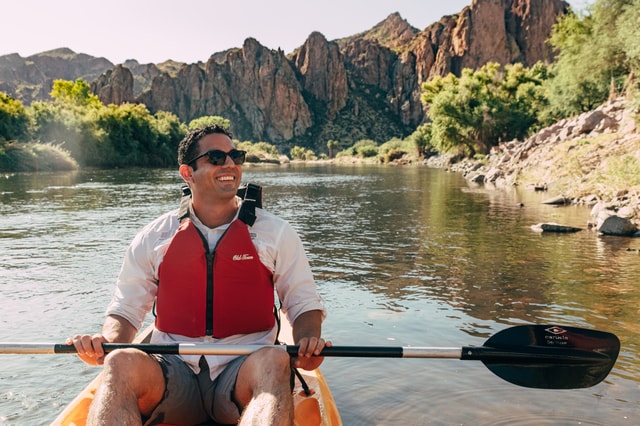 Visit Phoenix Self-Guided Kayaking Trip to Foxtail in Arizona Biltmore