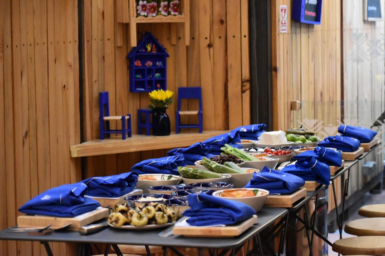 Mexico City: Street Taco Cooking Class & Market Tour
