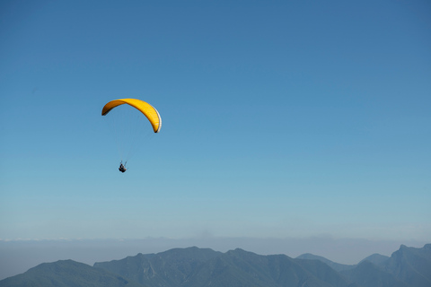 Santiago,NL: Sierra de Santiago ParaglidingVon Monterrey aus: Sierra de Santiago Paragliding mit Pickup