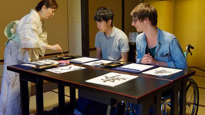 kioto taller de caligrafía japonesa de 1 hora