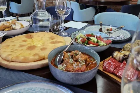 Kutaisi: Homey Dinner at Local Family