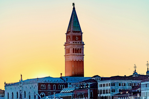 Venice: St Mark's Basilica, Doge's Palace, and Gondola Ride 2026 Tour in French
