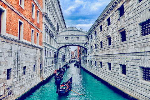 Venice: St Mark's Basilica, Doge's Palace, and Gondola Ride 2026 Tour in French