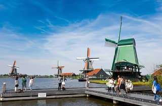 Amsterdam: Zaanse Schans, Edam, Volendam & Marken Bus Tour