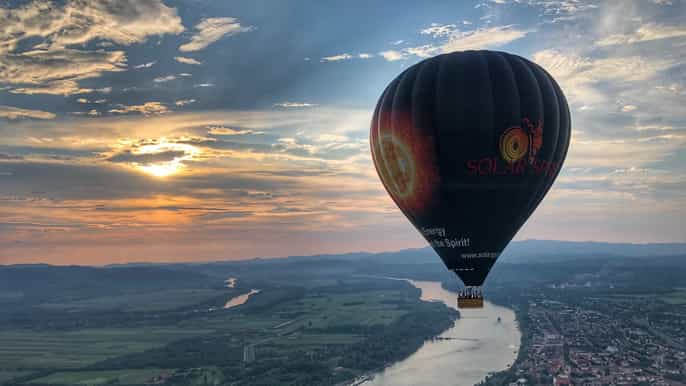 budapest hot air balloon ride over nograd county