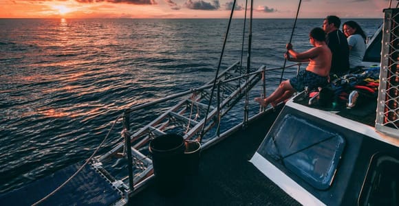 Cairns: 2-Day Great Barrier Reef Dive and Snorkel Boat Trip