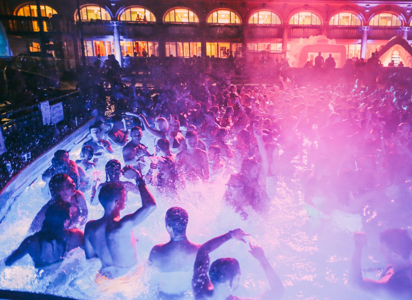 Budapest Hot Spring Rave Budapest: Sparty - El billete definitivo para una fiesta nocturna en un ...