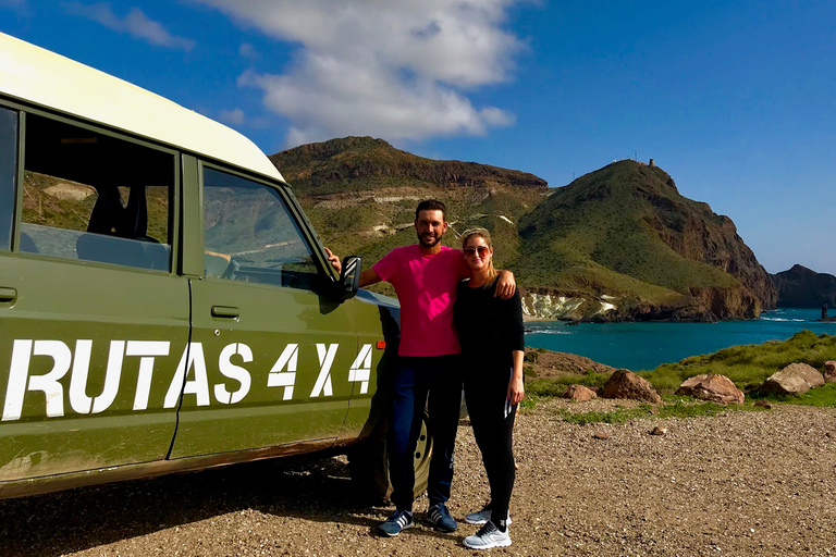Almería : Visite en 4x4 du parc naturel de Cabo de Gata-NijarAlmería : Circuit en 4x4 dans le parc naturel de Cabo de Gata-Nijar