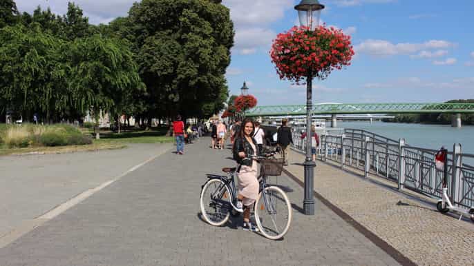bratislava riverside castle or complete city bike tours