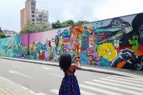 Medellín: tour privado de arte de rua na Comuna 13