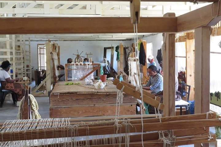 Recorrido de Arte y Artesanía