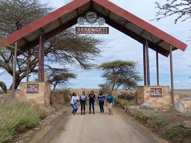 Visit Arusha Serengeti and Ngorongoro Multi-Day Camping Safari in Arusha