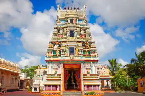 Walk and Explore Port Louis City: Guided Tour by Foot