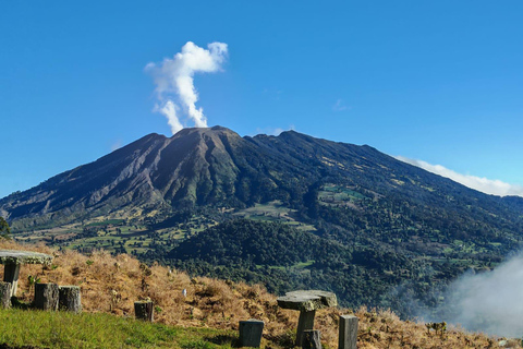 Cartago: Turrialba Volcano Sunrise Tour, Stargazing, & Coffee Experience Cartago: Turrialba Volcano Sunrise Tour, Stargazing, and Coffee Experience