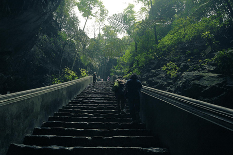 Hanoi: Parfümpagode mit Bootsfahrt oder Lotus-SeidendorfPrivate Tour: Parfümpagode, Lotus-Seidendorf und Weihrauch