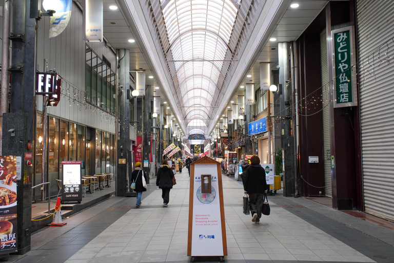 Fukuoka: Hakata Old Town Culture Tour with Craft Workshop