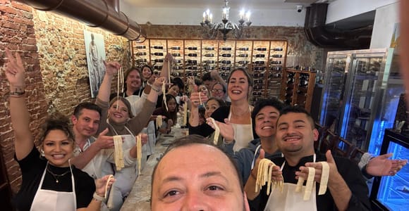 Florence: Pasta, Ravioli & Tiramisu Cooking Class Near Duomo