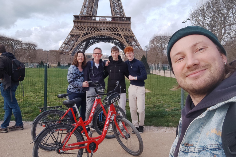 Paris: Bike or eBike Tour, Top Sights & Local Insights Group Rate, French Guide