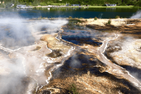 Taupo: Biglietto d&#039;ingresso per il parco geotermale e la grotta di Orakei Korako