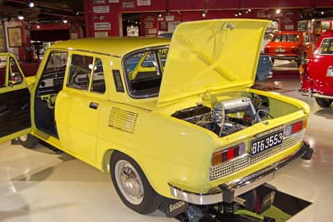 Varna: Self-Guided Retro Museum Tour