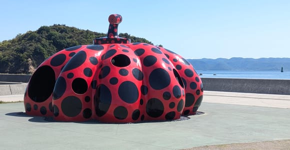 From Kyoto: Naoshima Island Day Trip with Shinkansen Ride