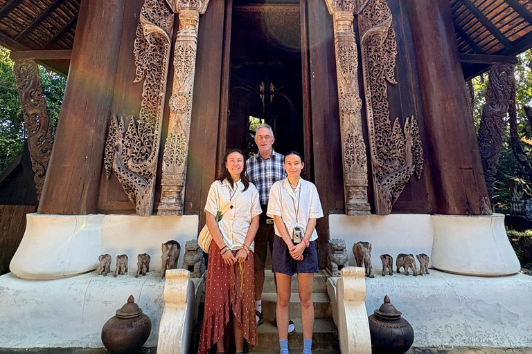 Day tour visit the top attractions in chiang rai