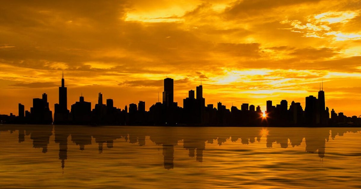 chicago-1-5-hour-romantic-sunset-cruise-chicago-united-states